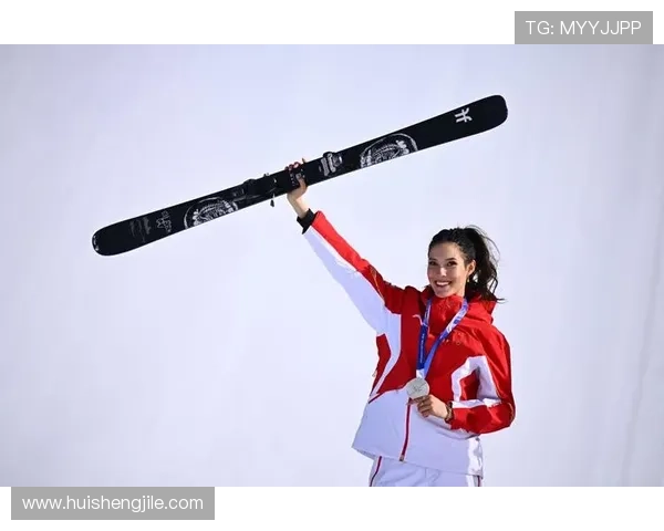 谷爱凌两届三金三银封王荣耀路