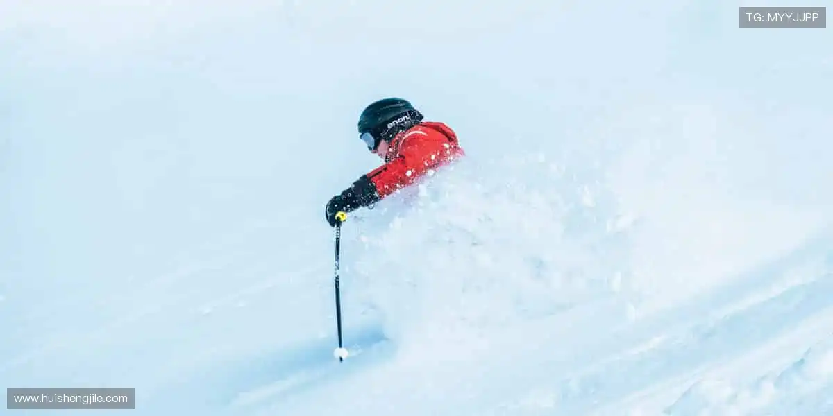 体育周边，冠军同款，你的专属装备库！🏆🎯